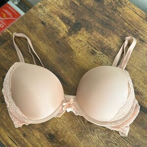 Victoria’s Secret Dream Angels Push-Up Bra
